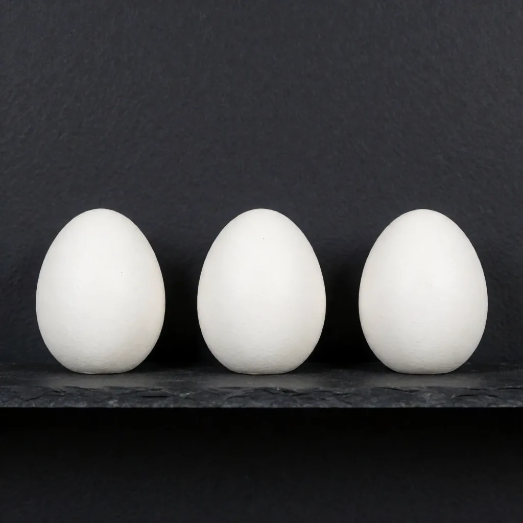 Count: 3 eggs